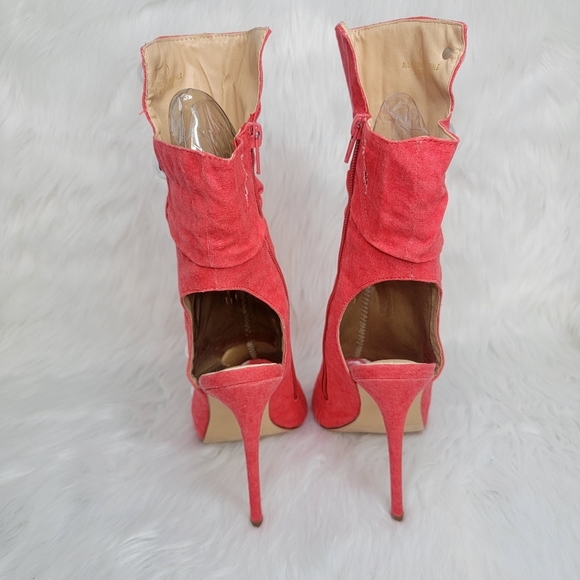 Red boots stiletto heel open toe silver studs. - Picture 3 of 12